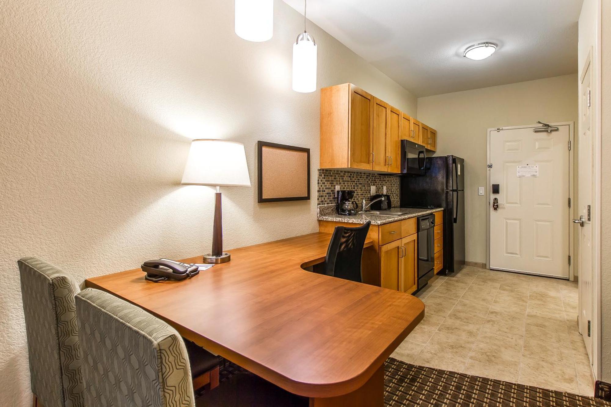 Mainstay Suites Stanley Δωμάτιο φωτογραφία
