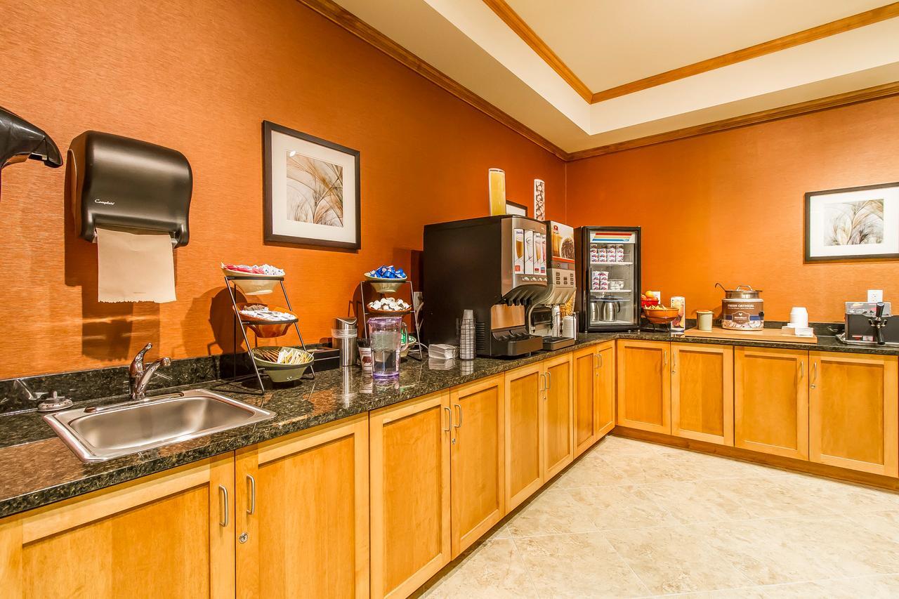 Mainstay Suites Stanley Εξωτερικό φωτογραφία