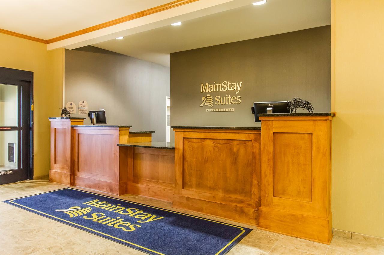 Mainstay Suites Stanley Εξωτερικό φωτογραφία