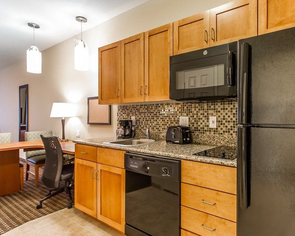 Mainstay Suites Stanley Εξωτερικό φωτογραφία