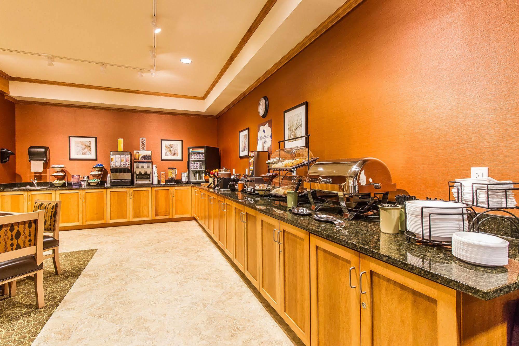 Mainstay Suites Stanley Εξωτερικό φωτογραφία