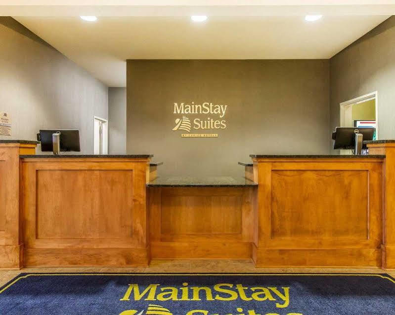 Mainstay Suites Stanley Εξωτερικό φωτογραφία