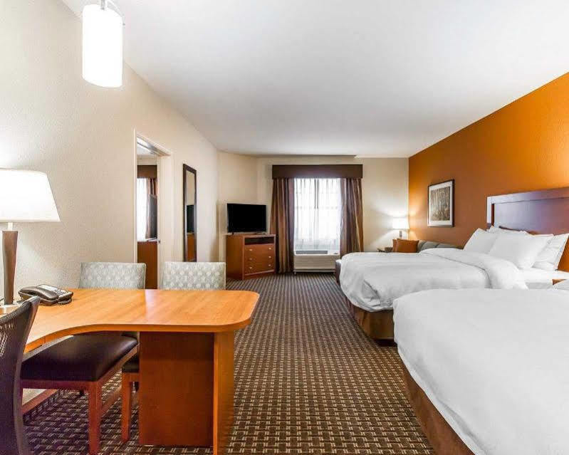 Mainstay Suites Stanley Εξωτερικό φωτογραφία