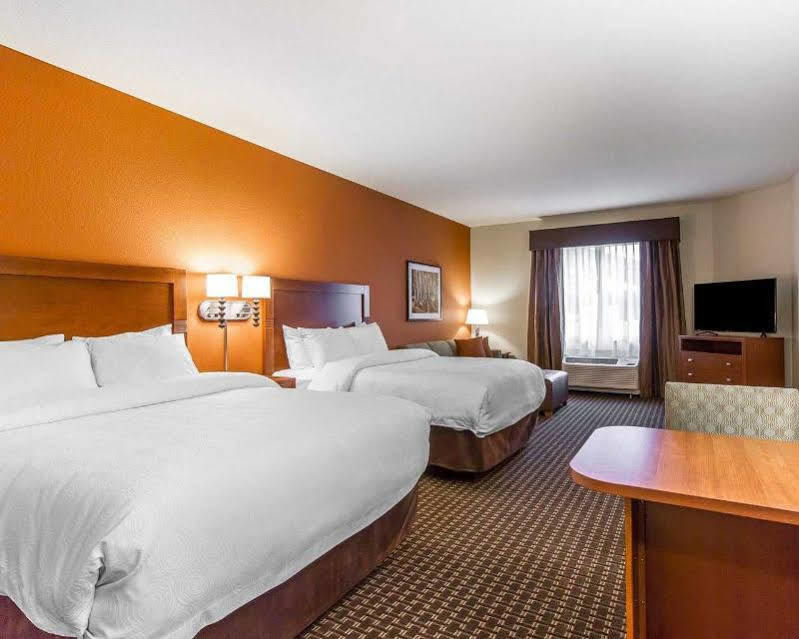 Mainstay Suites Stanley Εξωτερικό φωτογραφία