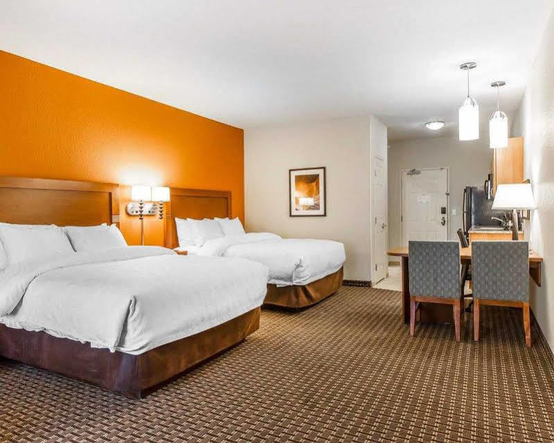 Mainstay Suites Stanley Εξωτερικό φωτογραφία